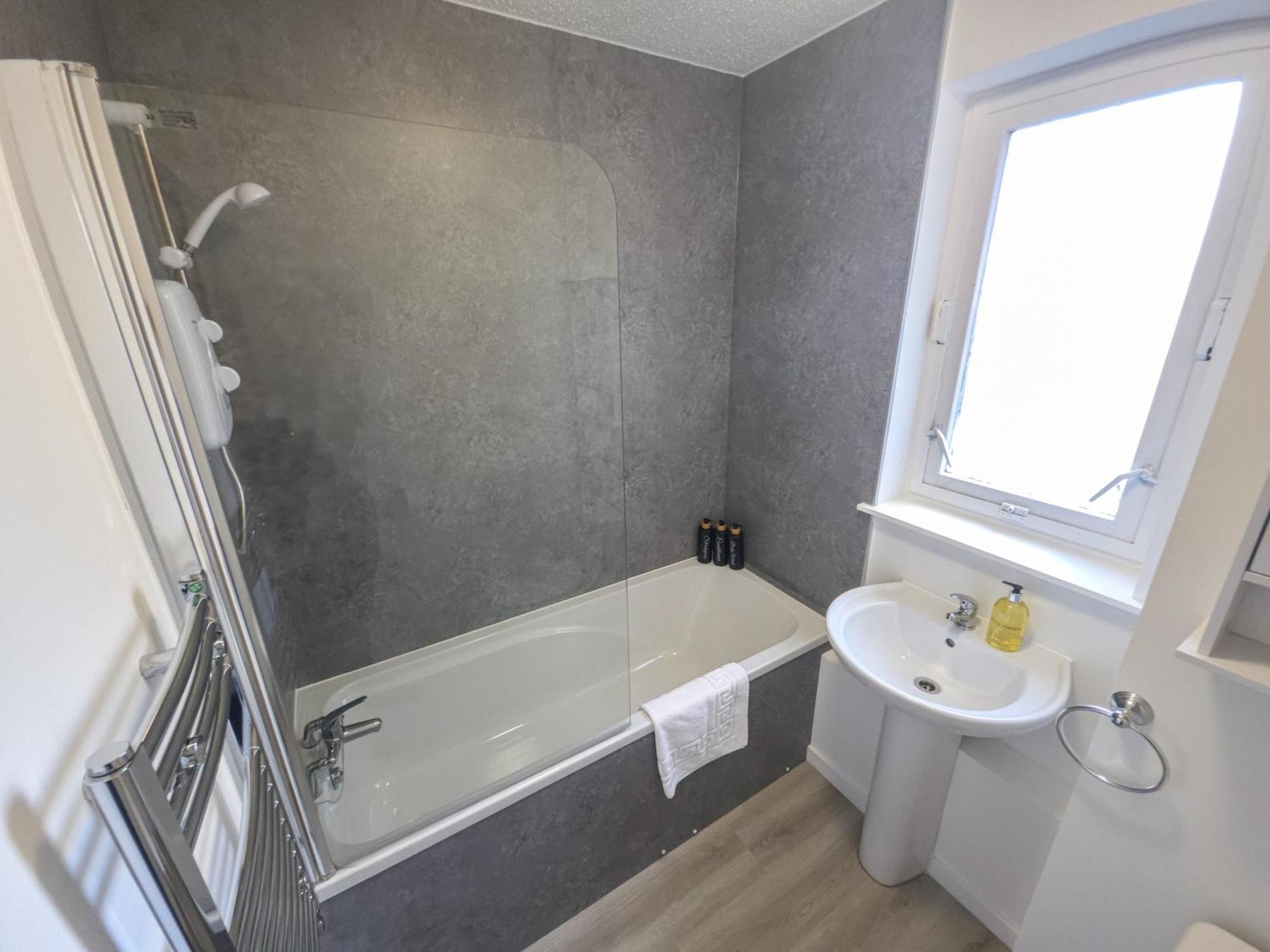 Northern Cosy 1 Bedroom Apartment - Aberdeen Eksteriør billede